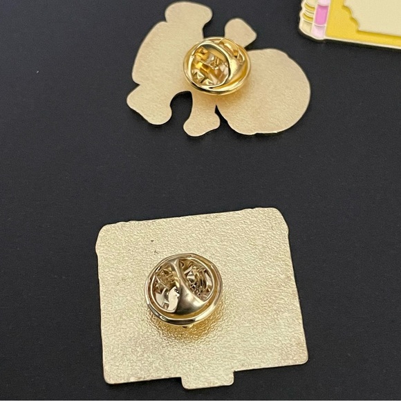 Polly Pocket Enamel Pin Set - Picture 5 of 5